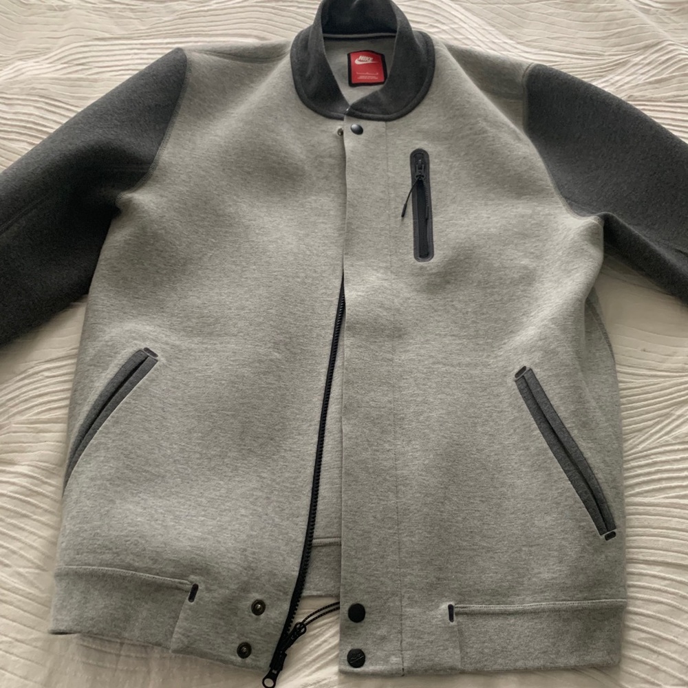 Nike tech jacket